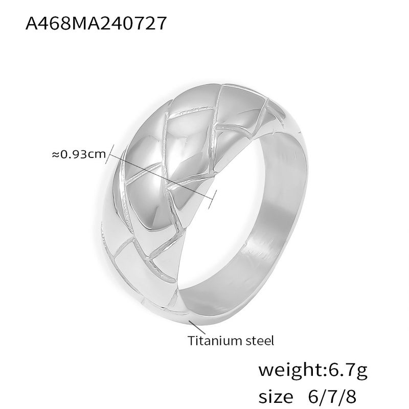 Style Plaid Gloomy Ring Niche Retro Design Titanium Steel Plated 18K Gold Couple Ring - Image 1